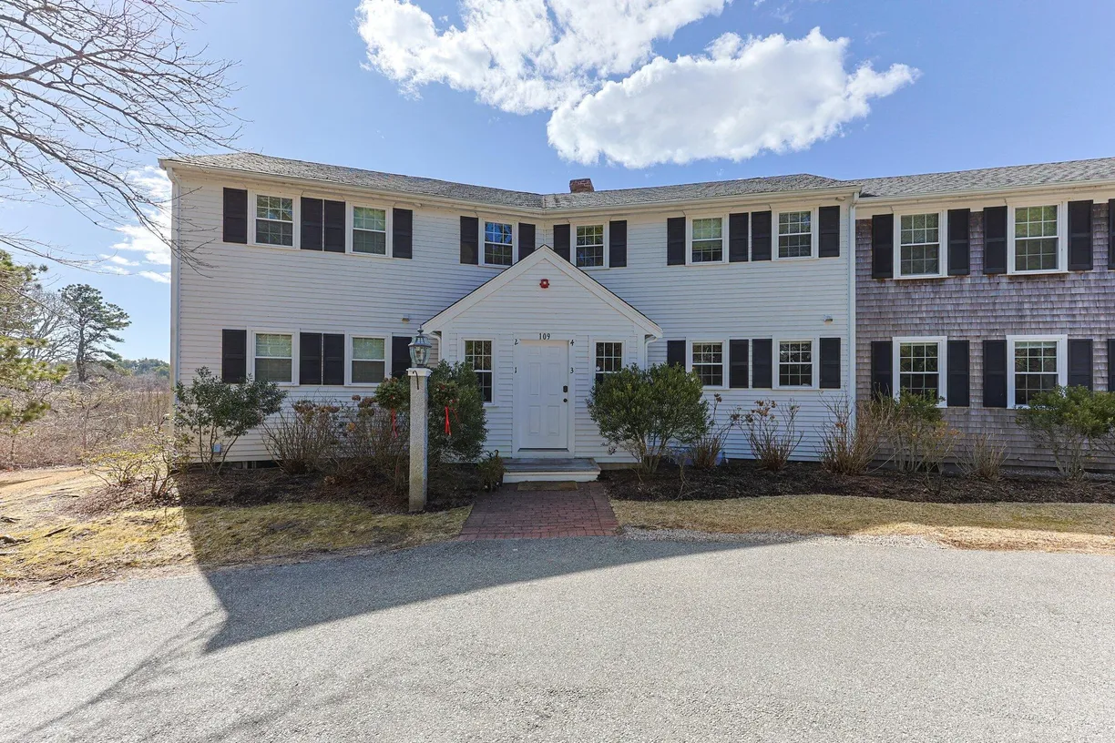Boston, MA Real Estate | View 109-2 Misty Meadow Ln | Listing