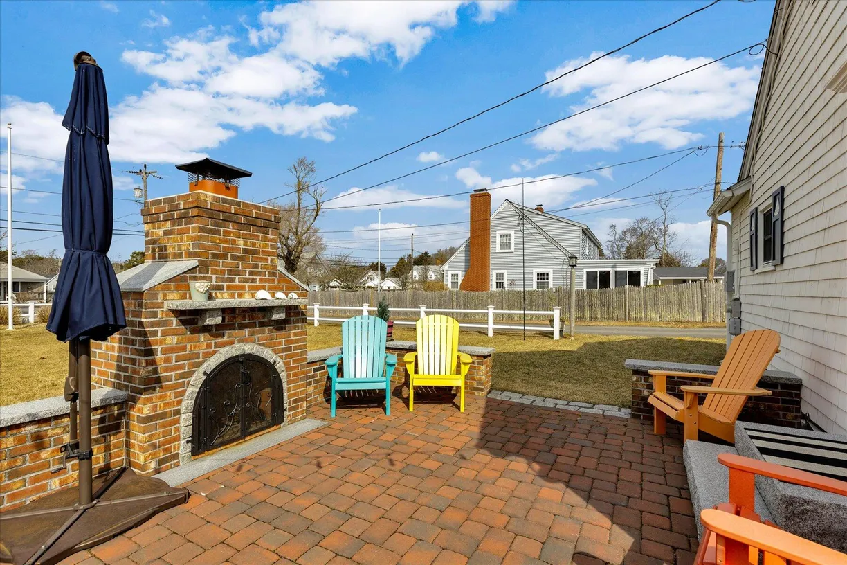 Boston, MA Real Estate | View 138 Sea | Listing