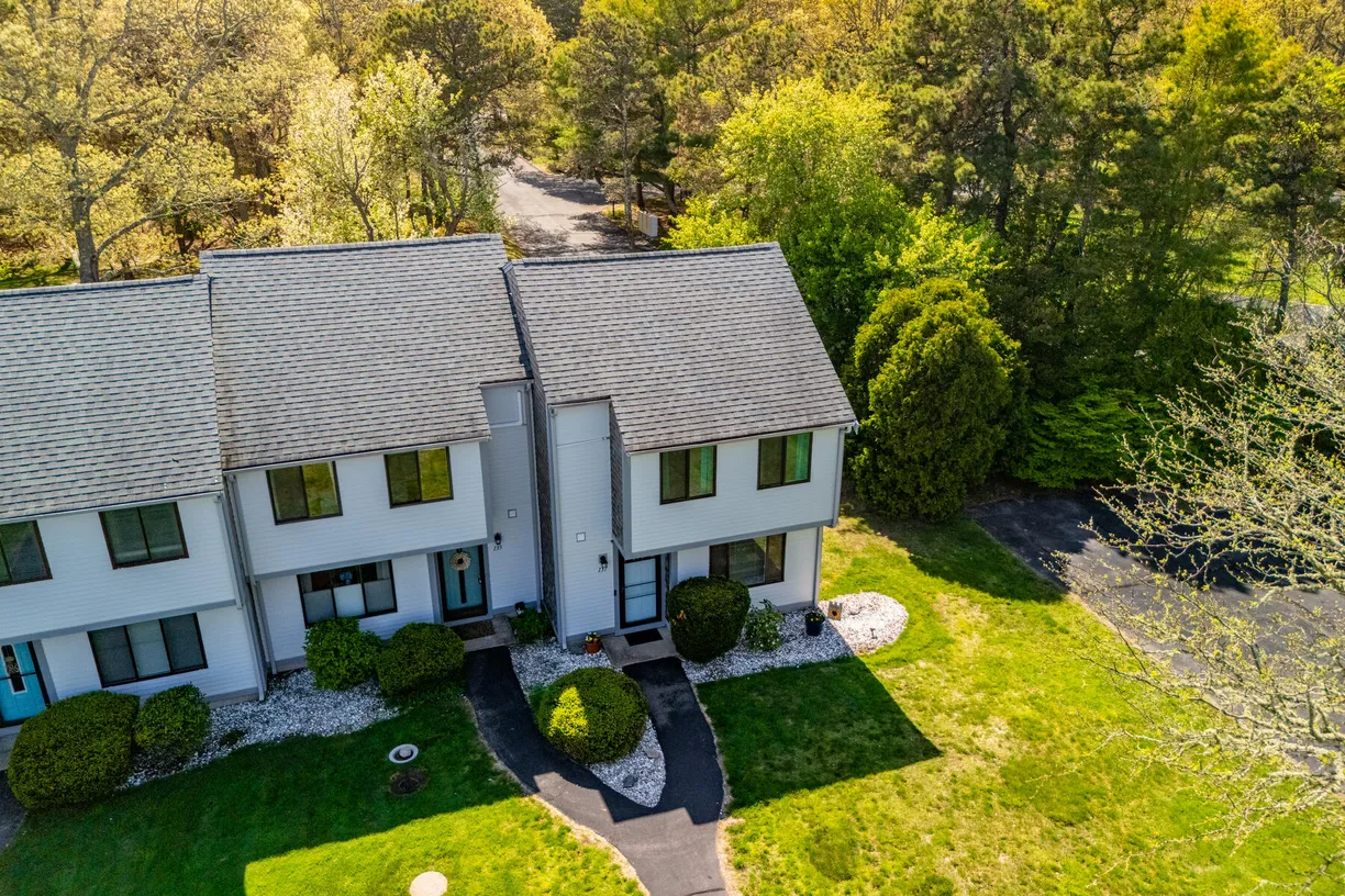 Boston, MA Real Estate | View 137 Crescent | 2 Beds, 1 Bath