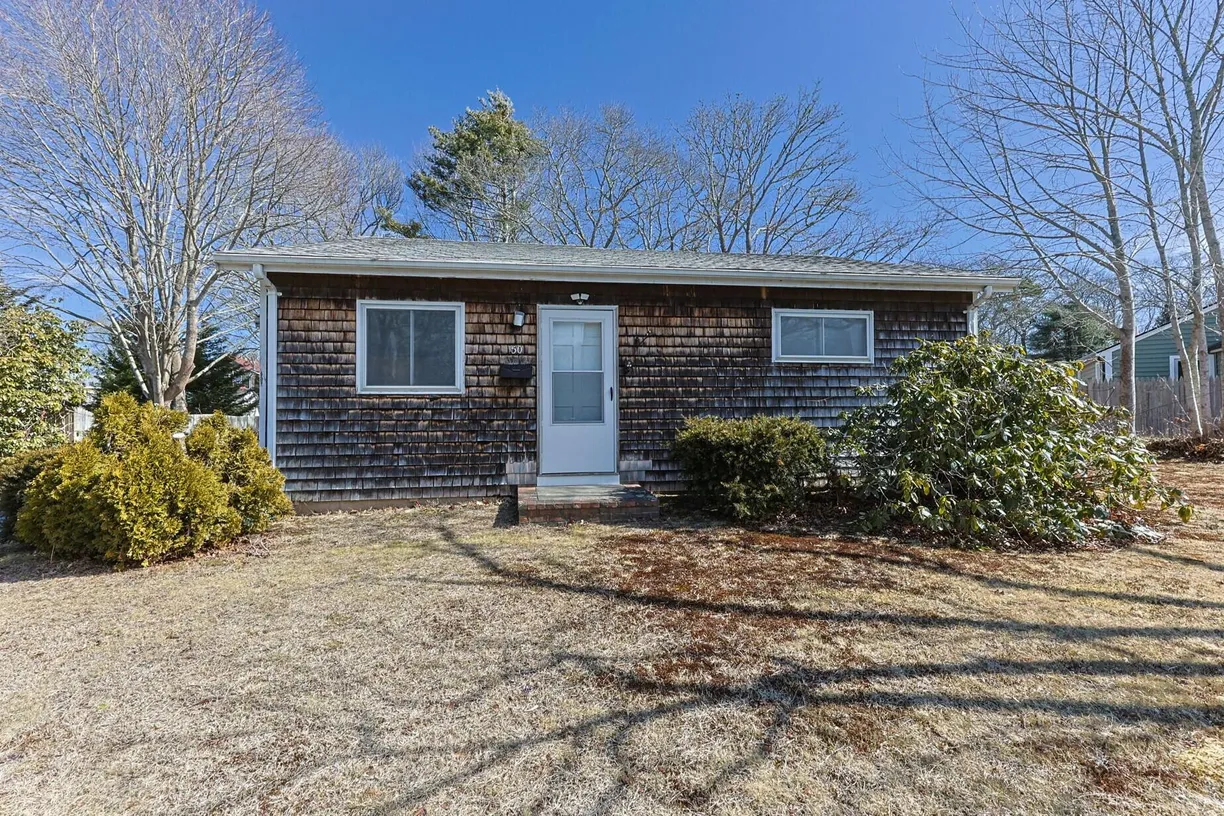 Boston, MA Real Estate | View 50 St Margarets | 2 Beds, 1 Bath