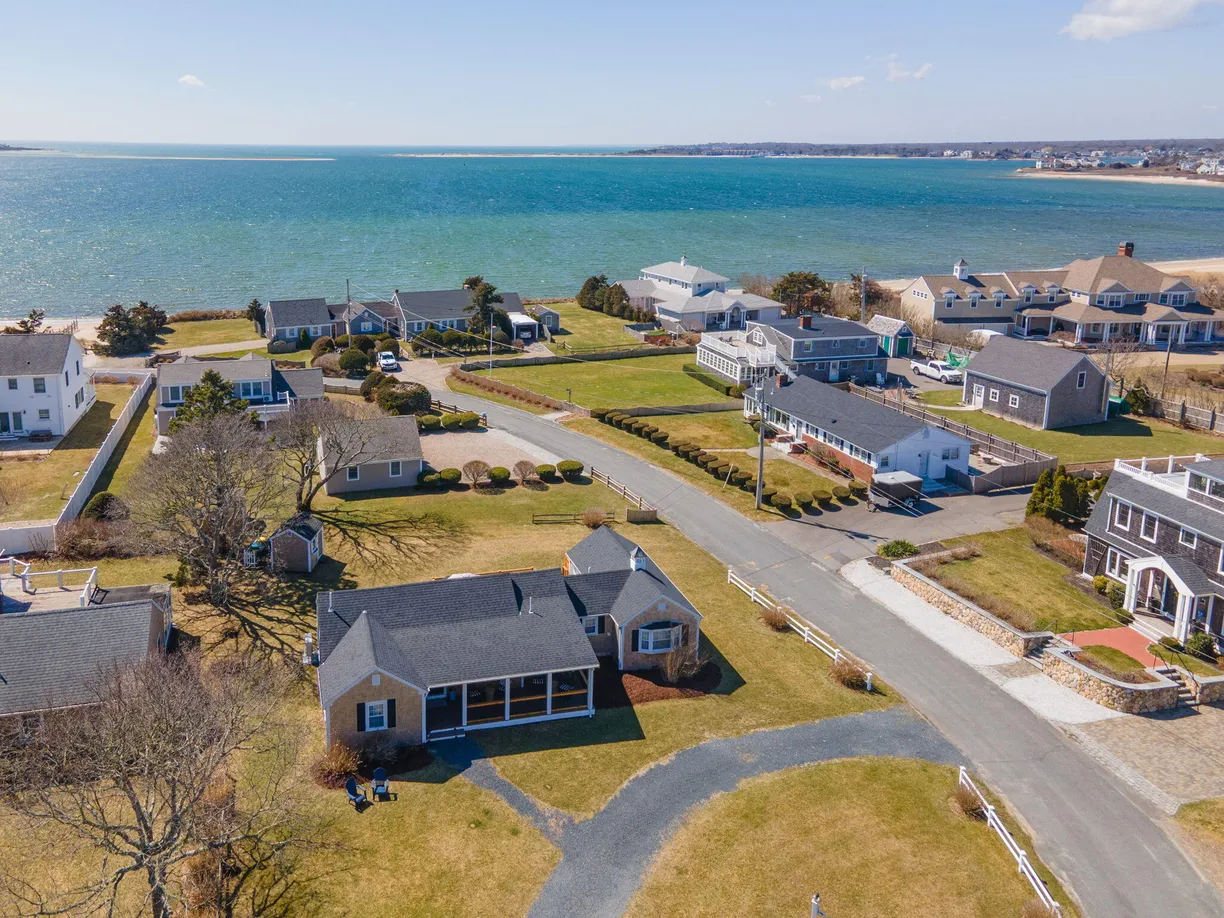 Boston, MA Real Estate | View 15 West | Listing