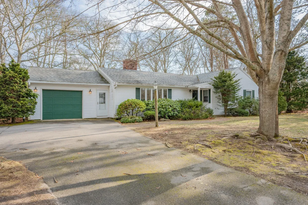 Boston, MA Real Estate | View 31 Arbor | 3 Beds, 2 Baths