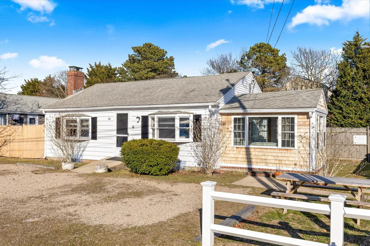 Boston, MA Real Estate | View 188 Captain Chase | 3 Beds, 1 Bath