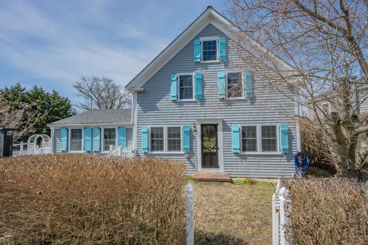 Boston, MA Real Estate | View 9 Pine Tree | 3 Beds, 2 Baths
