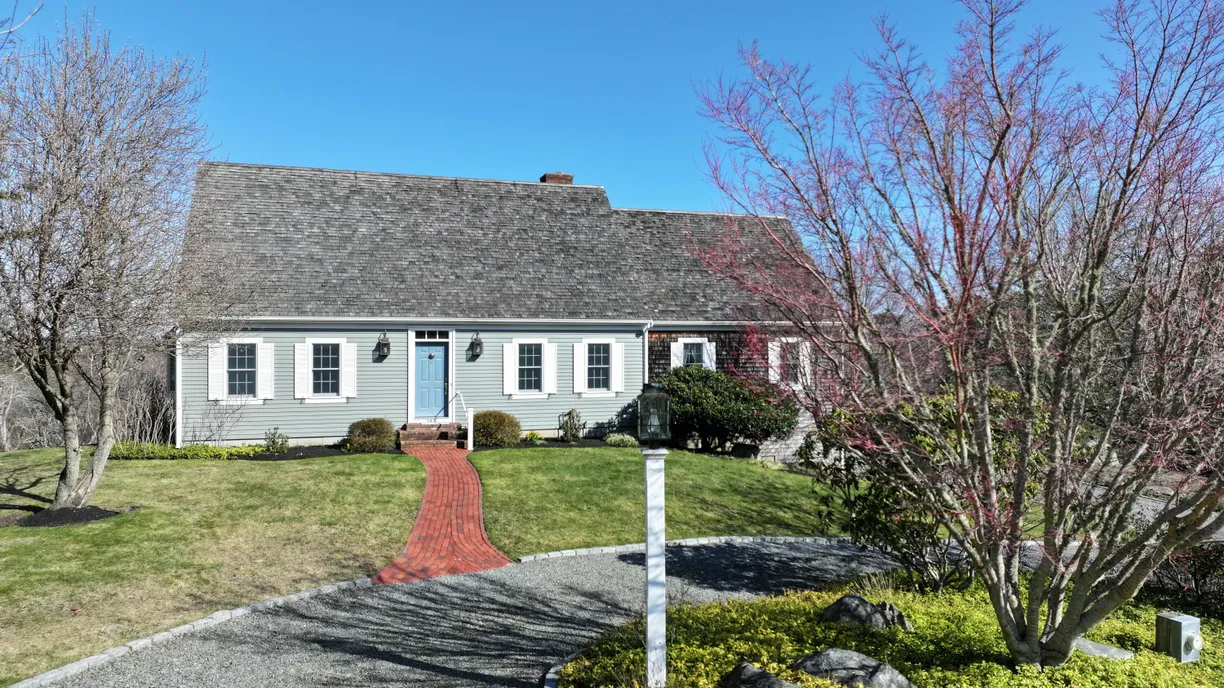 Boston, MA Real Estate | View 142 Ridgewood | 3 Beds, 3 Baths