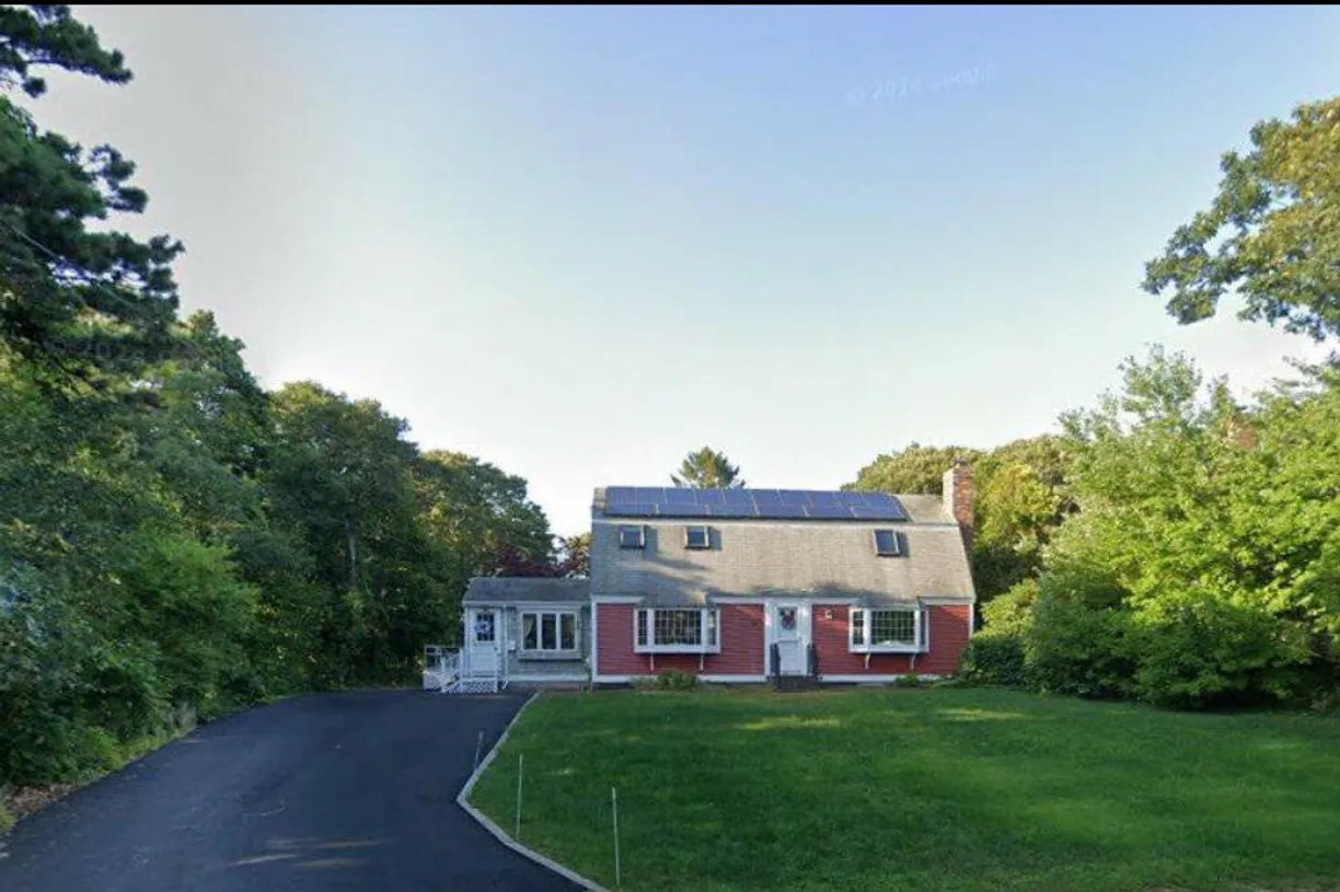 Boston, MA Real Estate | View 34 Charles | 4 Beds, 2 Baths