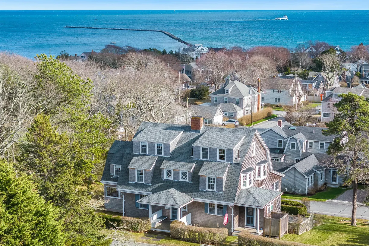 Boston, MA Real Estate | View 35 Grayton | 8 Beds, 4 Baths