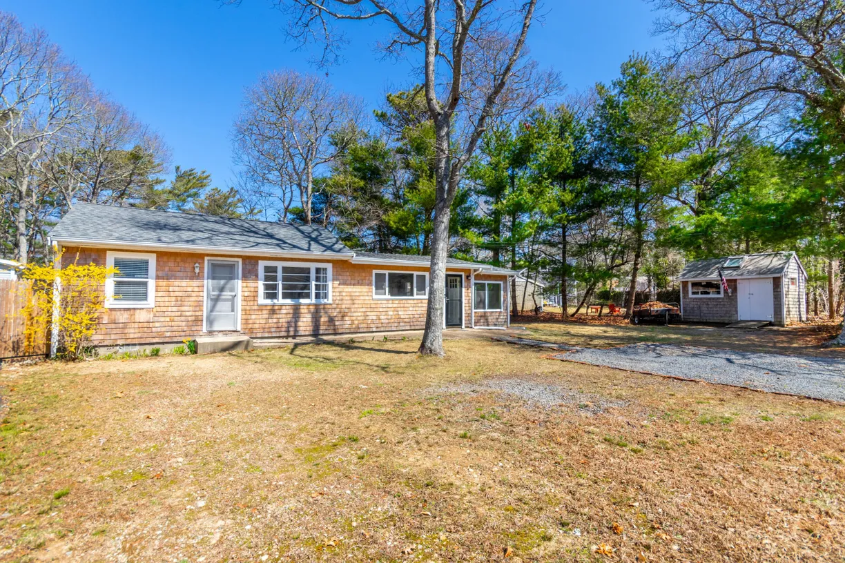Boston, MA Real Estate | View 16 Edgewood | 2 Beds, 1 Bath