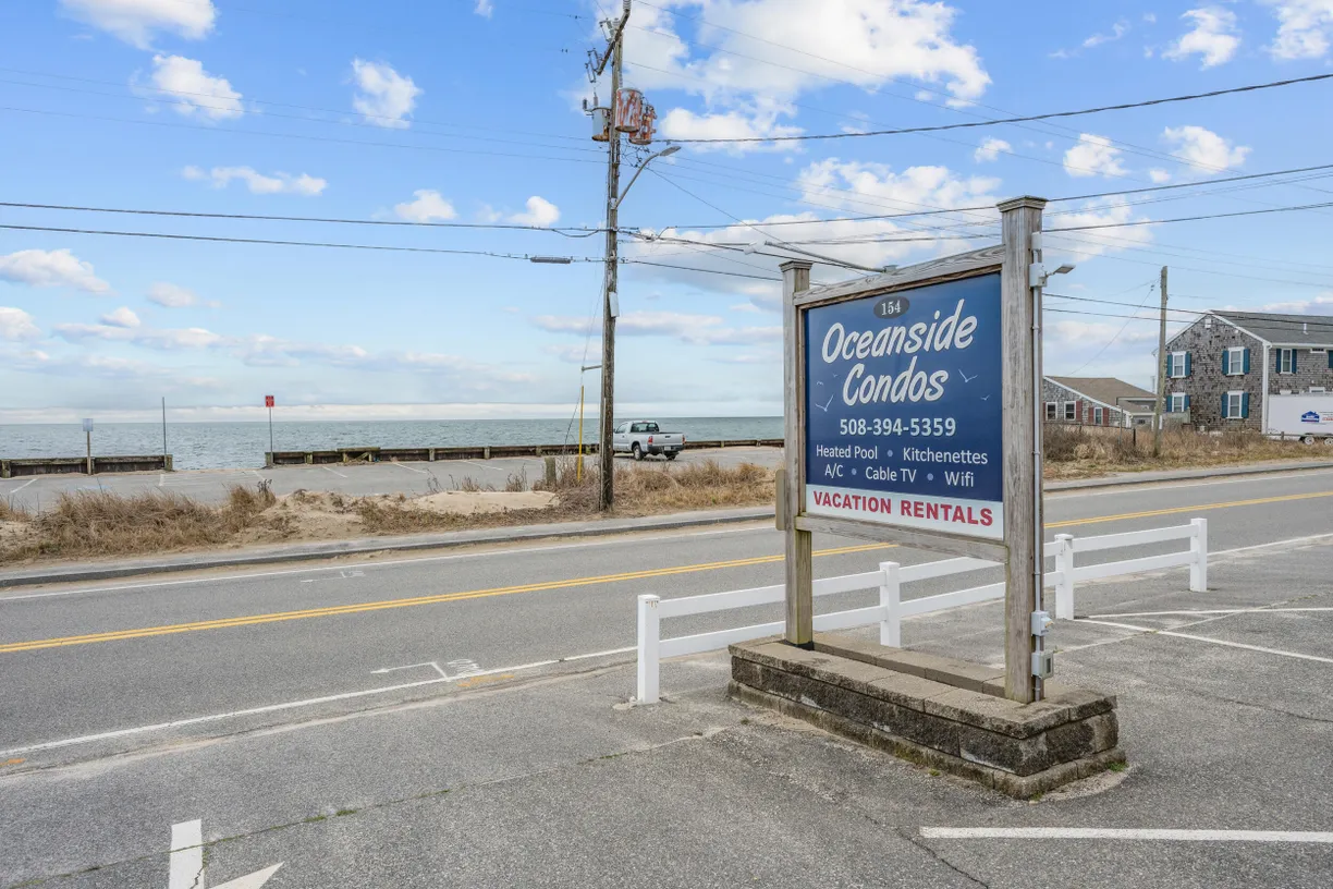 Boston, MA Real Estate | View 154 Old Wharf | Listing