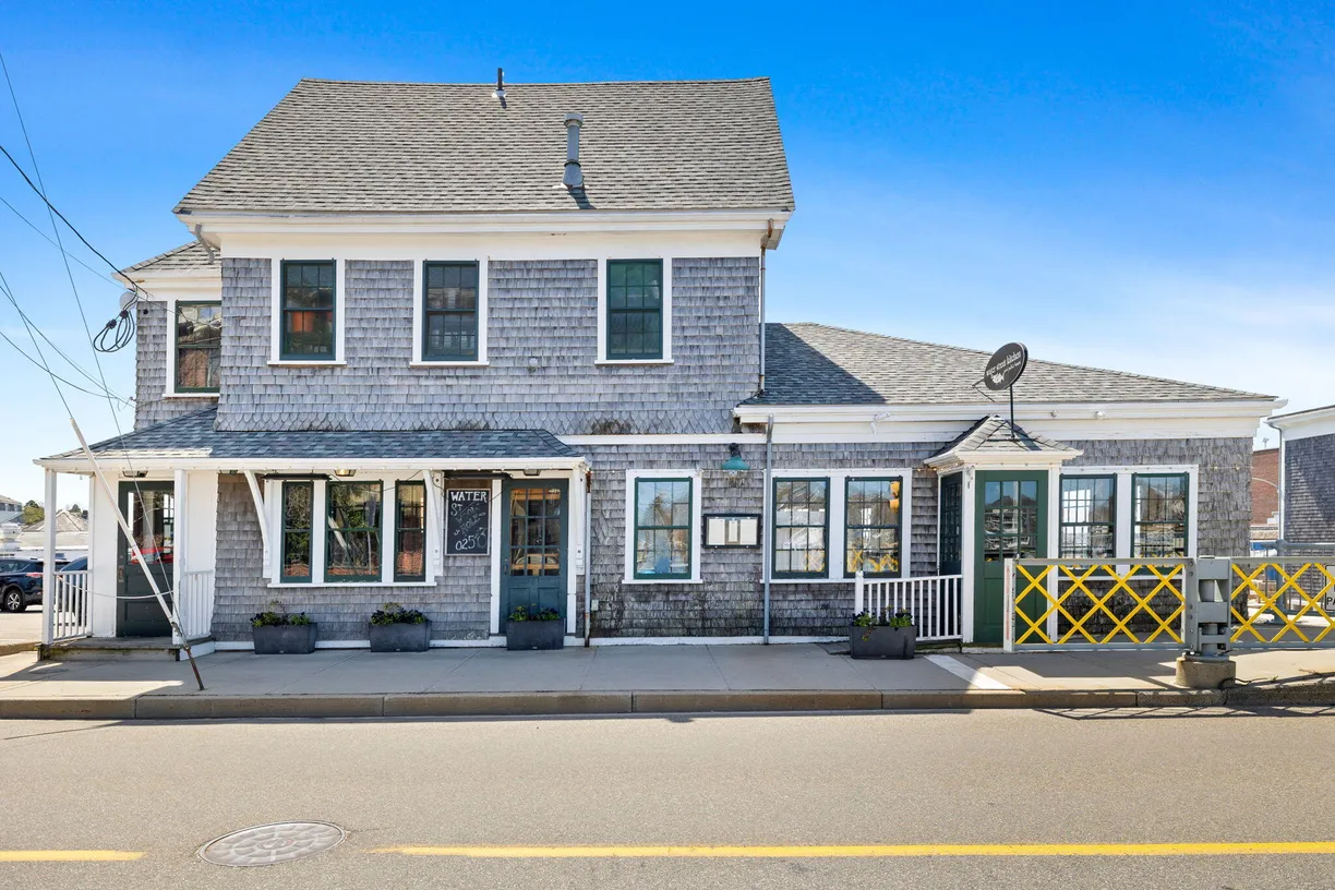 Boston, MA Real Estate | View 56 Water