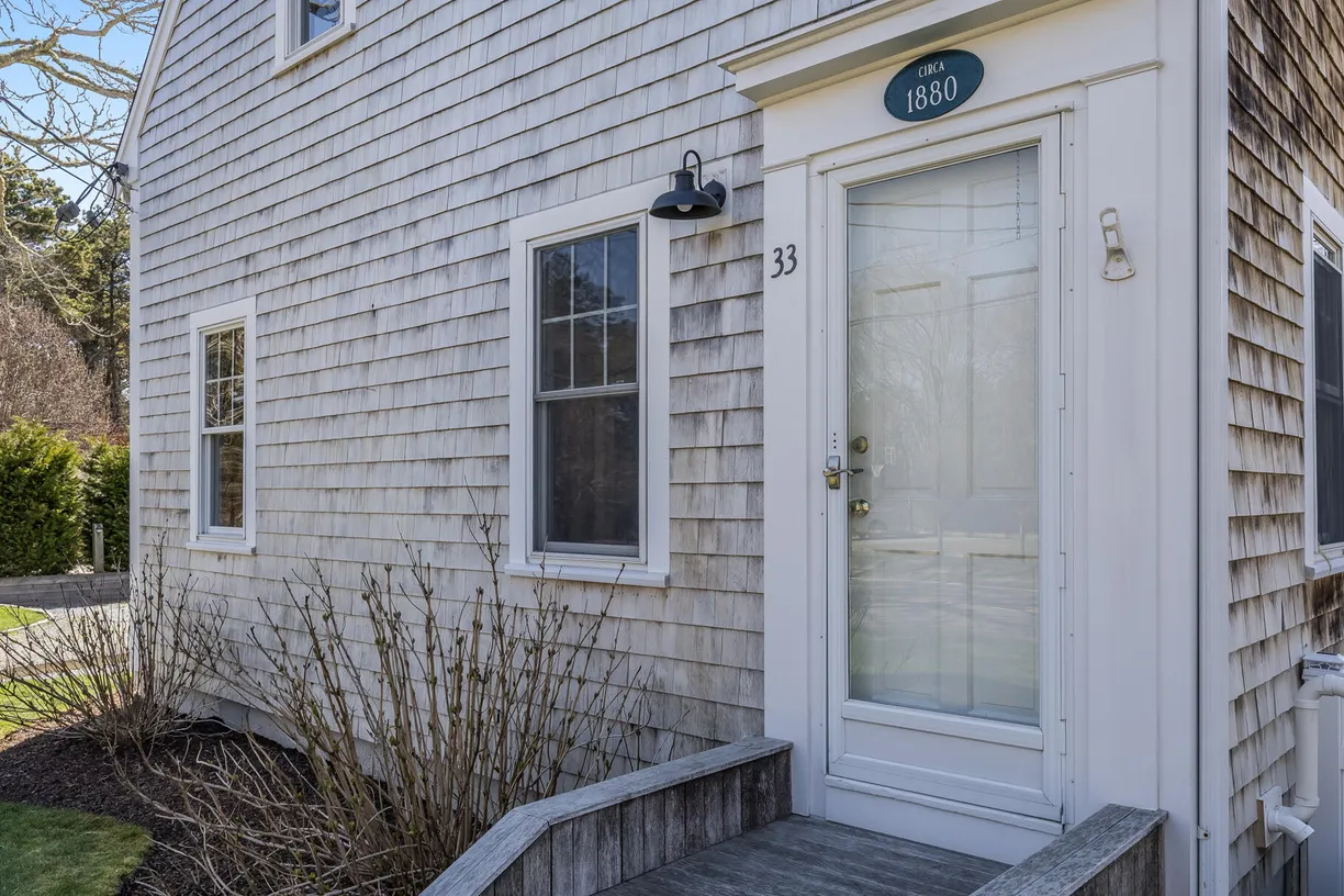 Boston, MA Real Estate | View 33 Queen Anne | Listing