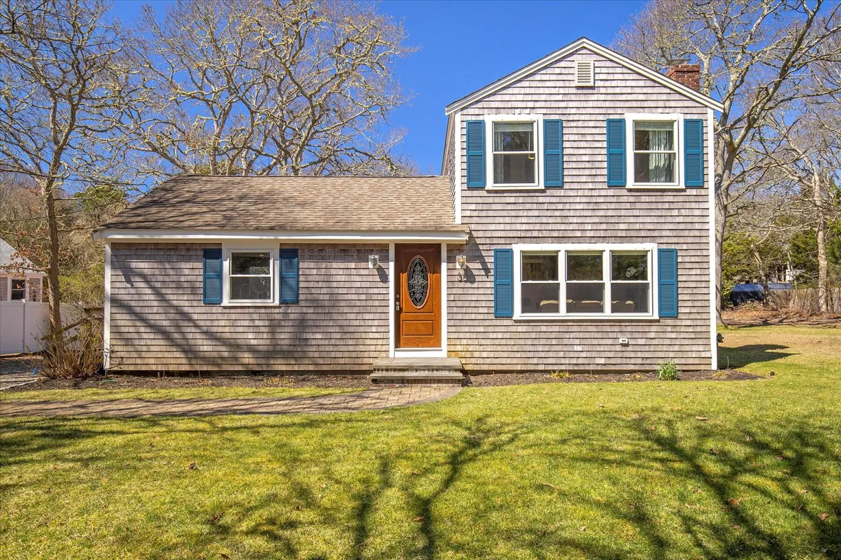 Boston, MA Real Estate | View 35 Oreo | 3 Beds, 2 Baths