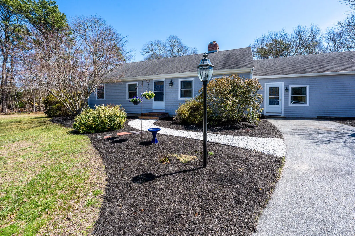 Boston, MA Real Estate | View 5 Sou'West | 3 Beds, 2 Baths