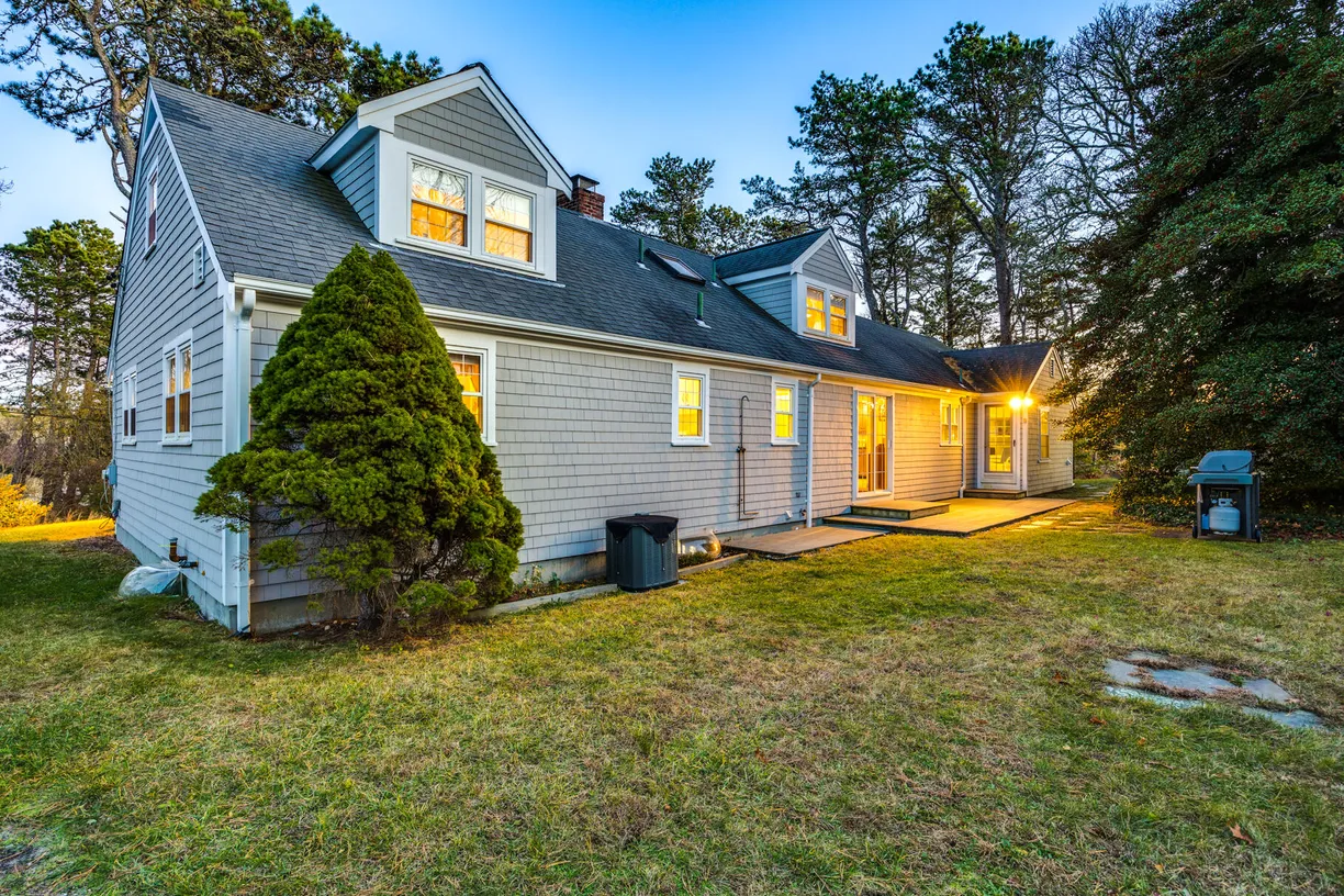 Boston, MA Real Estate | View 38 Rainbow | Listing