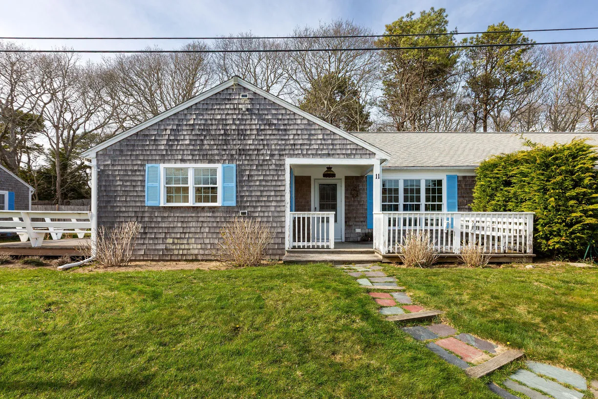 Boston, MA Real Estate | View 230 Gosnold | Listing
