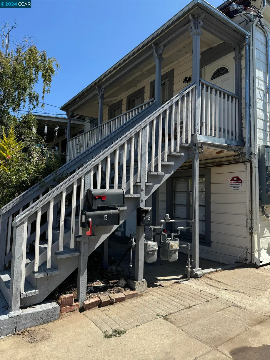 Northern California Real Estate | View 840 Oak St