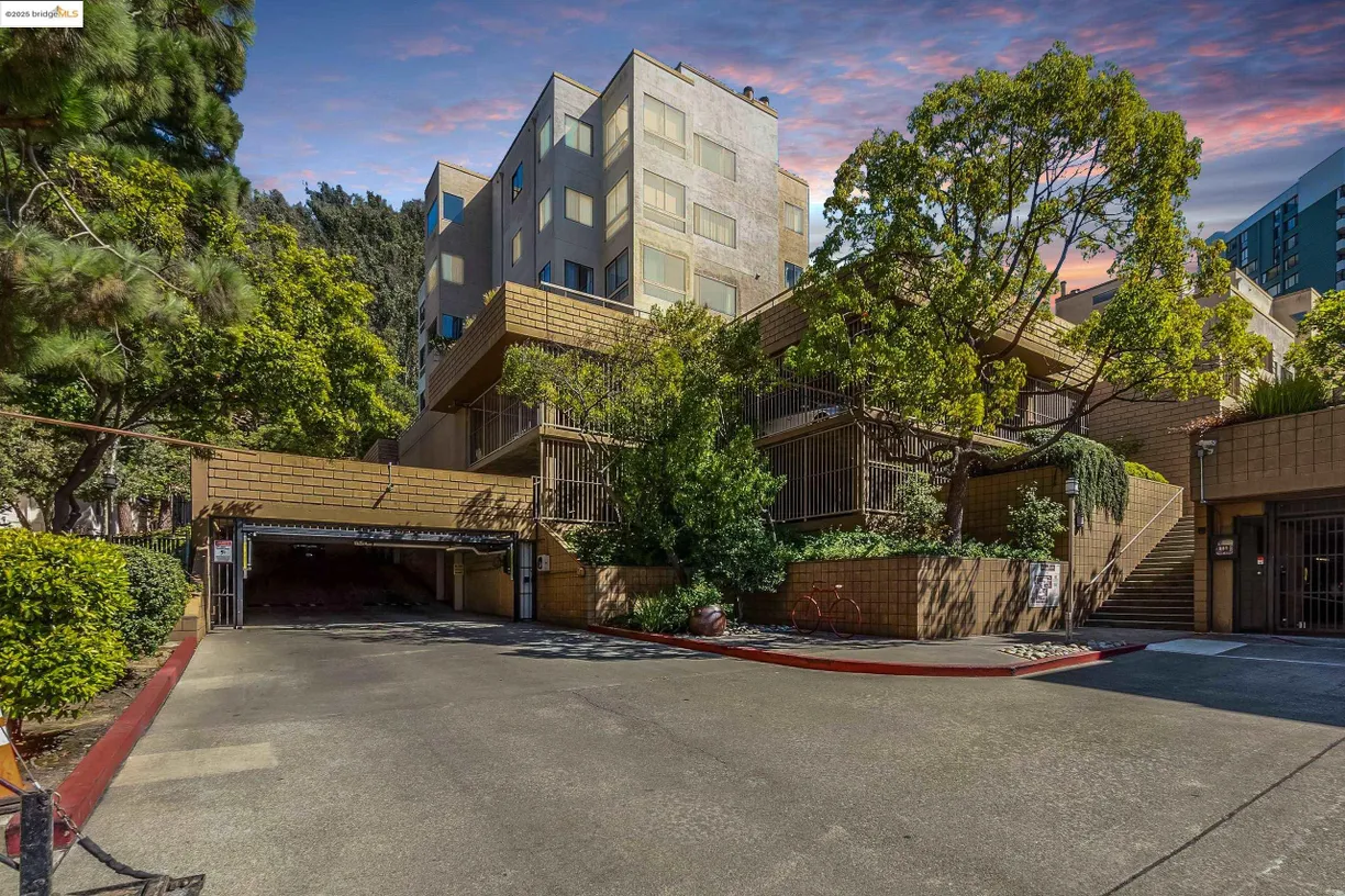 Northern California Real Estate | View 545 Pierce St, 2410 | Listing