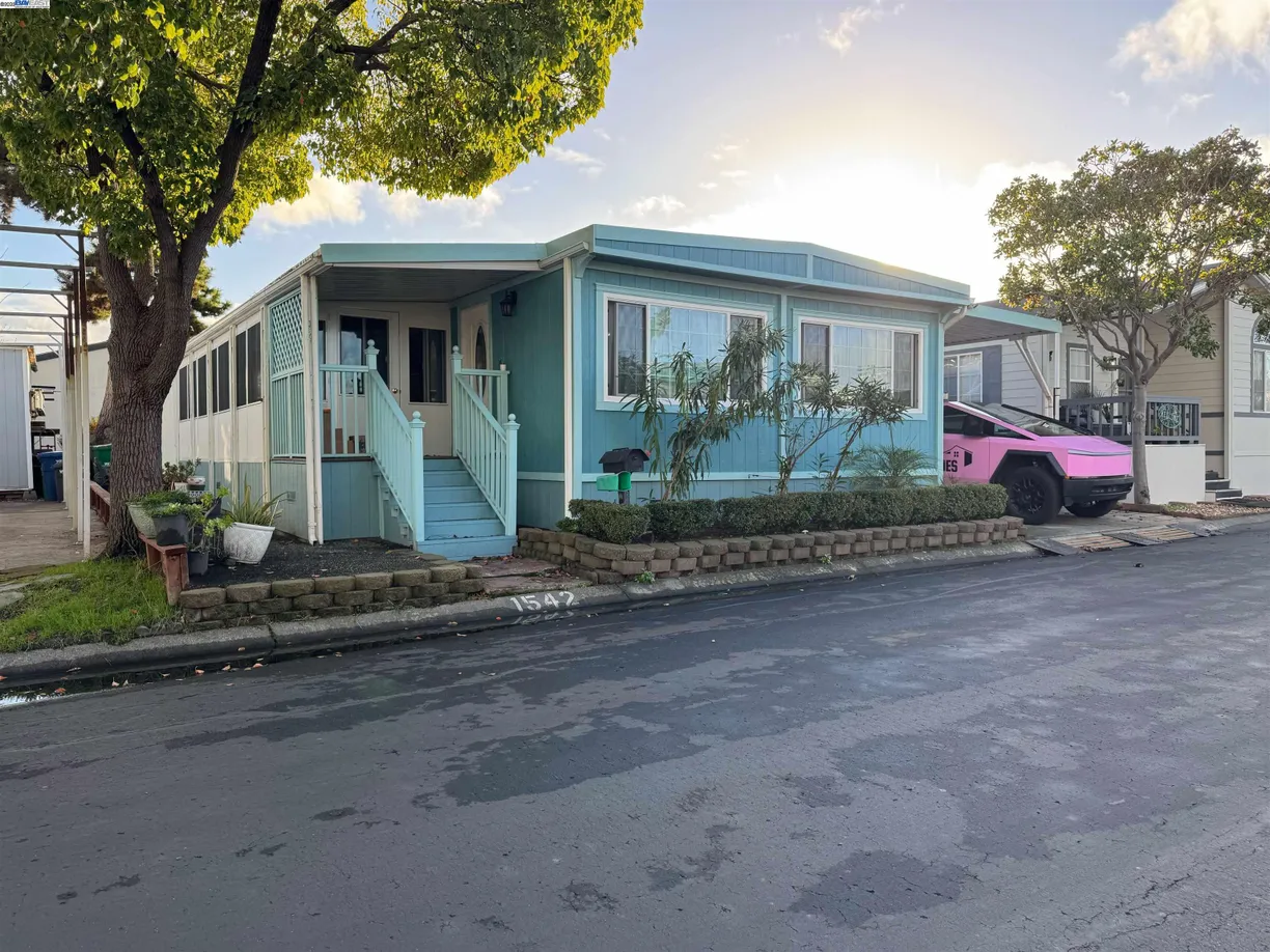 Northern California Real Estate | View 1542 Balein Ct, 19 | 2 Beds, 2 Baths