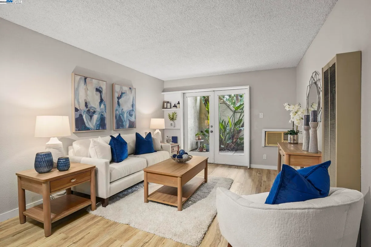 Northern California Real Estate | View 1620 Laguna St, D | 1 Bed, 1 Bath
