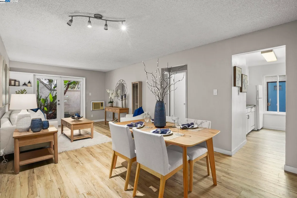 Northern California Real Estate | View 1620 Laguna St, D | Listing