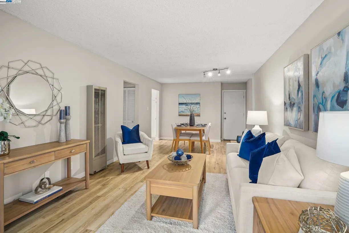 Northern California Real Estate | View 1620 Laguna St, D | Listing