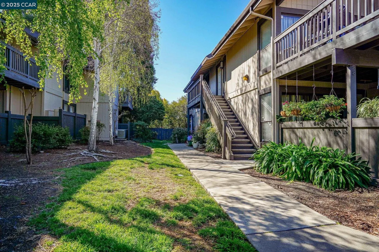 Northern California Real Estate | View 2340 Pleasant Hill Rd, 1 | Listing