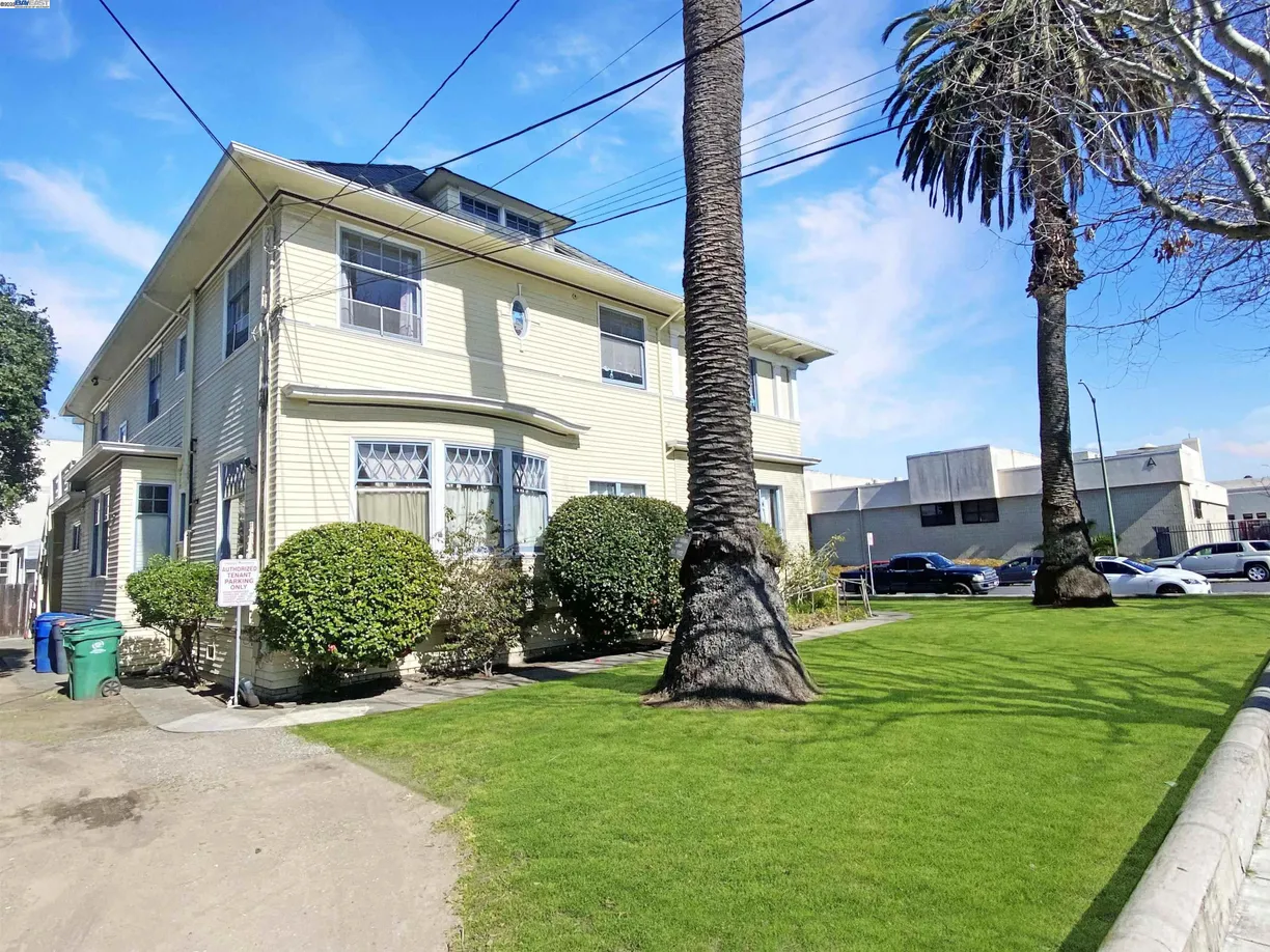 Northern California Real Estate | View 1301 Walnut St | Listing