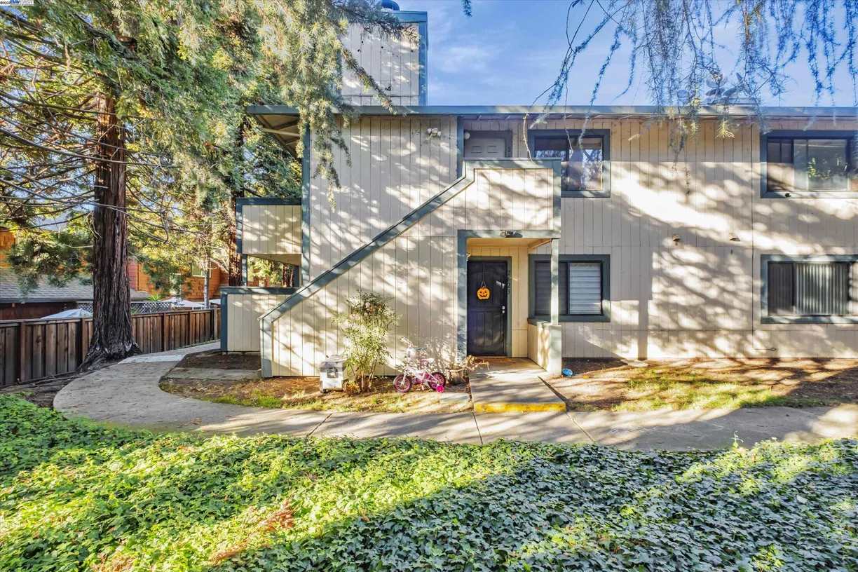 Northern California Real Estate | View 2623 Copa Del Oro Dr | 2 Beds, 2 Baths