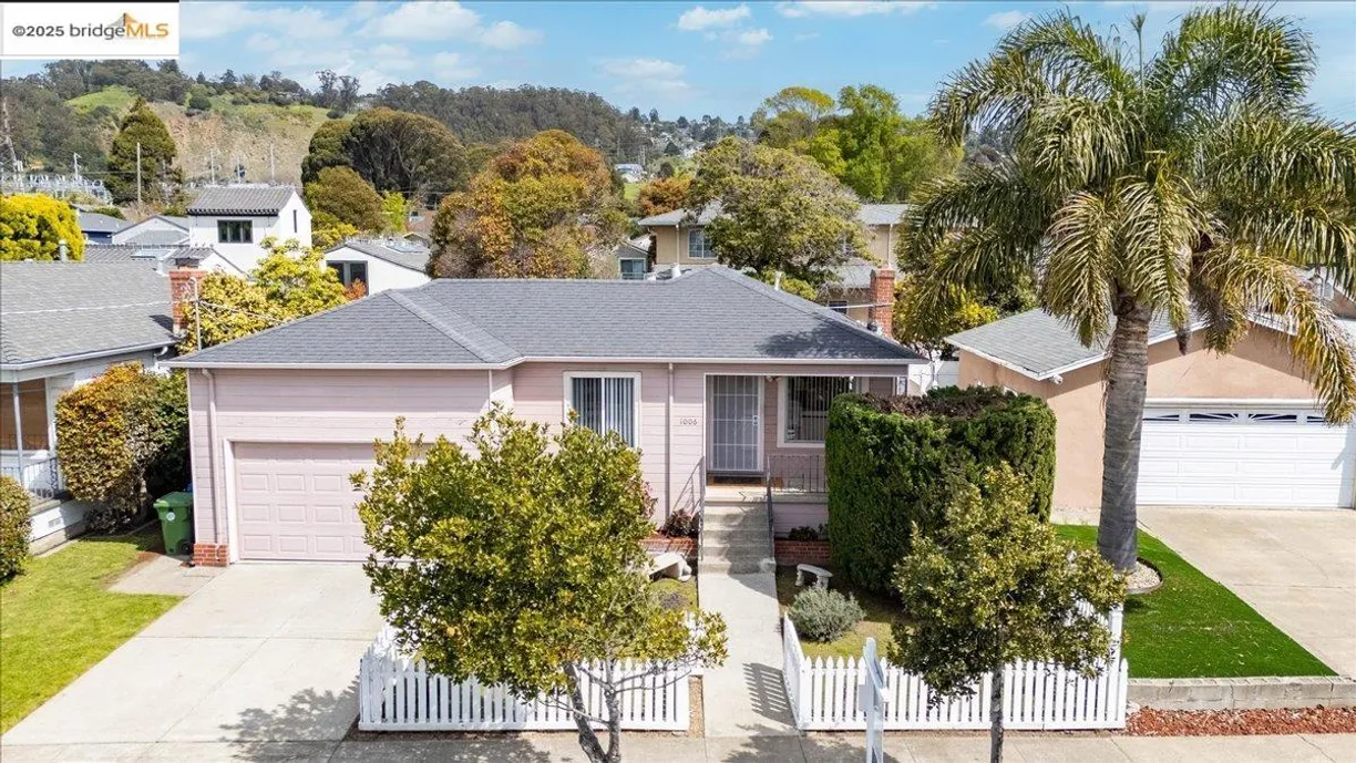 Northern California Real Estate | View 1006 Richmond St | 2 Beds, 1 Bath
