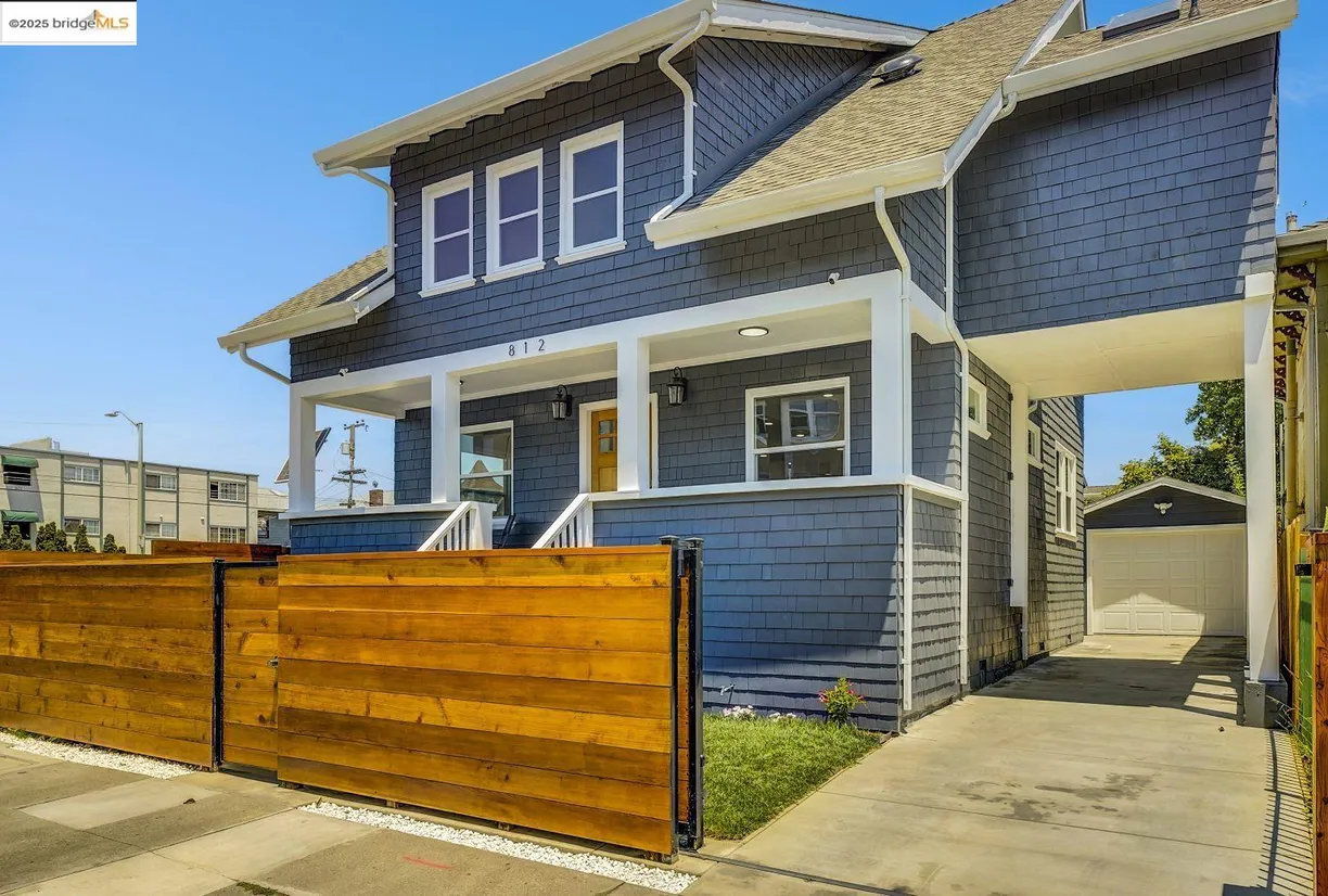 Northern California Real Estate | View 812 Foothill Blvd | 5 Beds, 2 Baths
