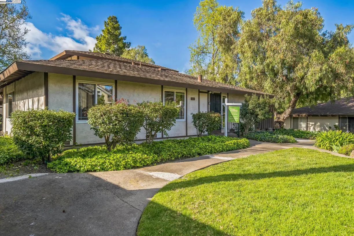 Northern California Real Estate | View 161 Via Aragon | 3 Beds, 2 Baths