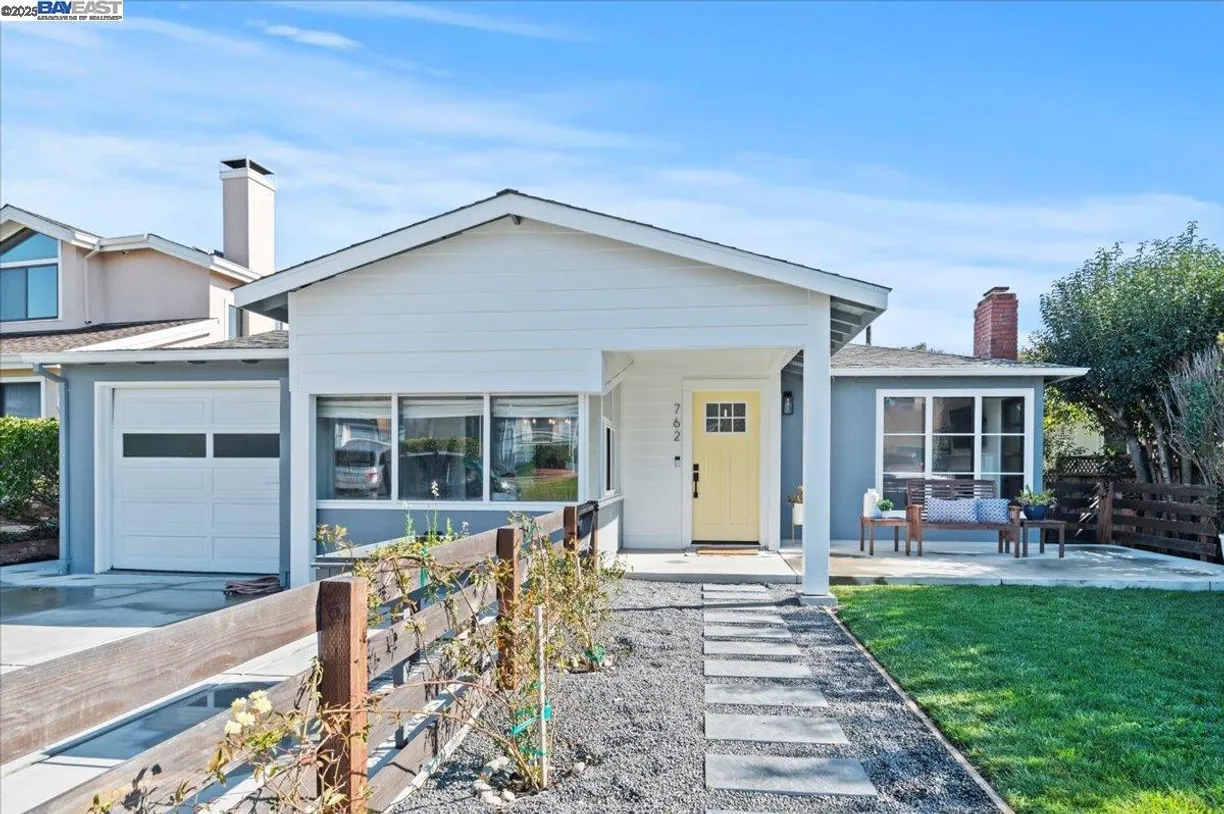 Northern California Real Estate | View 762 Chestnut Ave | 3 Beds, 2 Baths