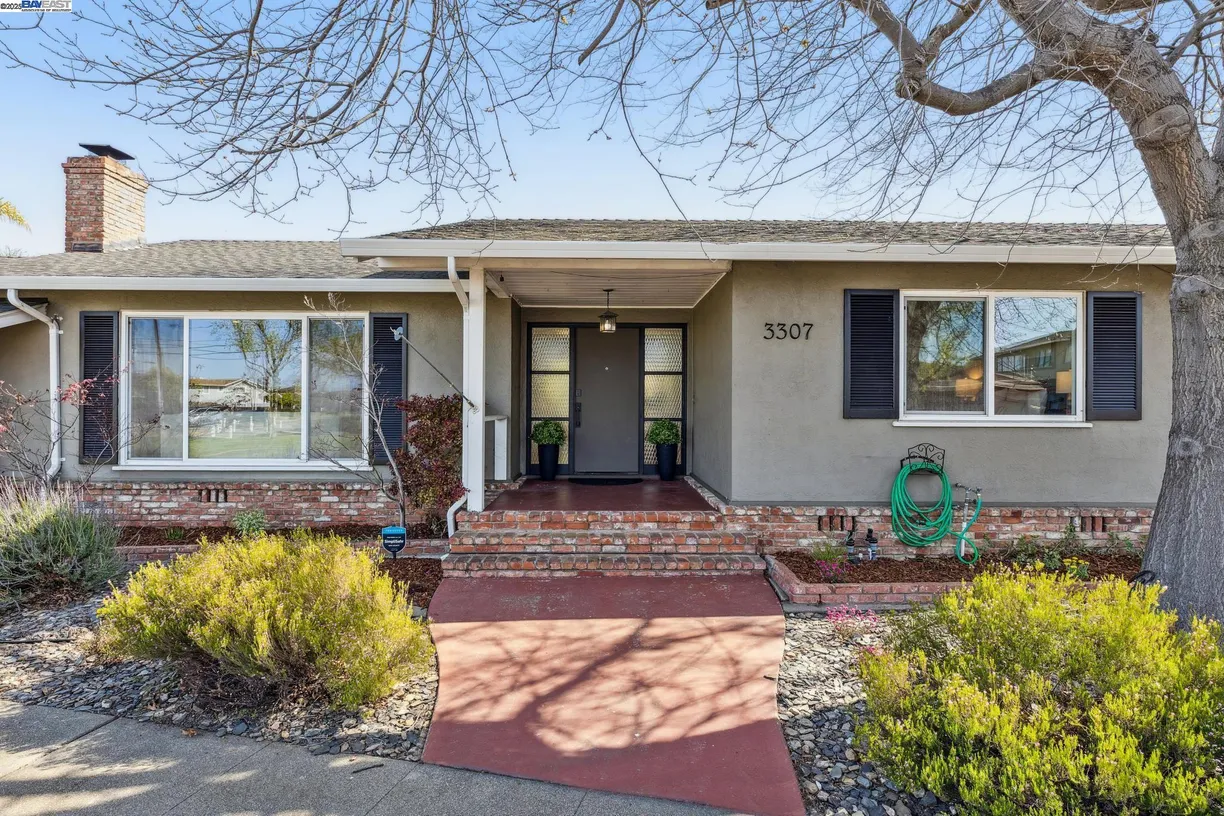 Northern California Real Estate | View 3307 Encinal Ave | 3 Beds, 2 Baths
