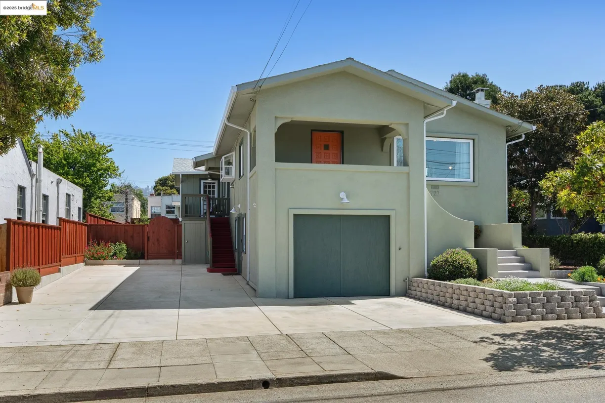 Northern California Real Estate | View 727 Cornell Ave | 5 Beds, 3 Baths