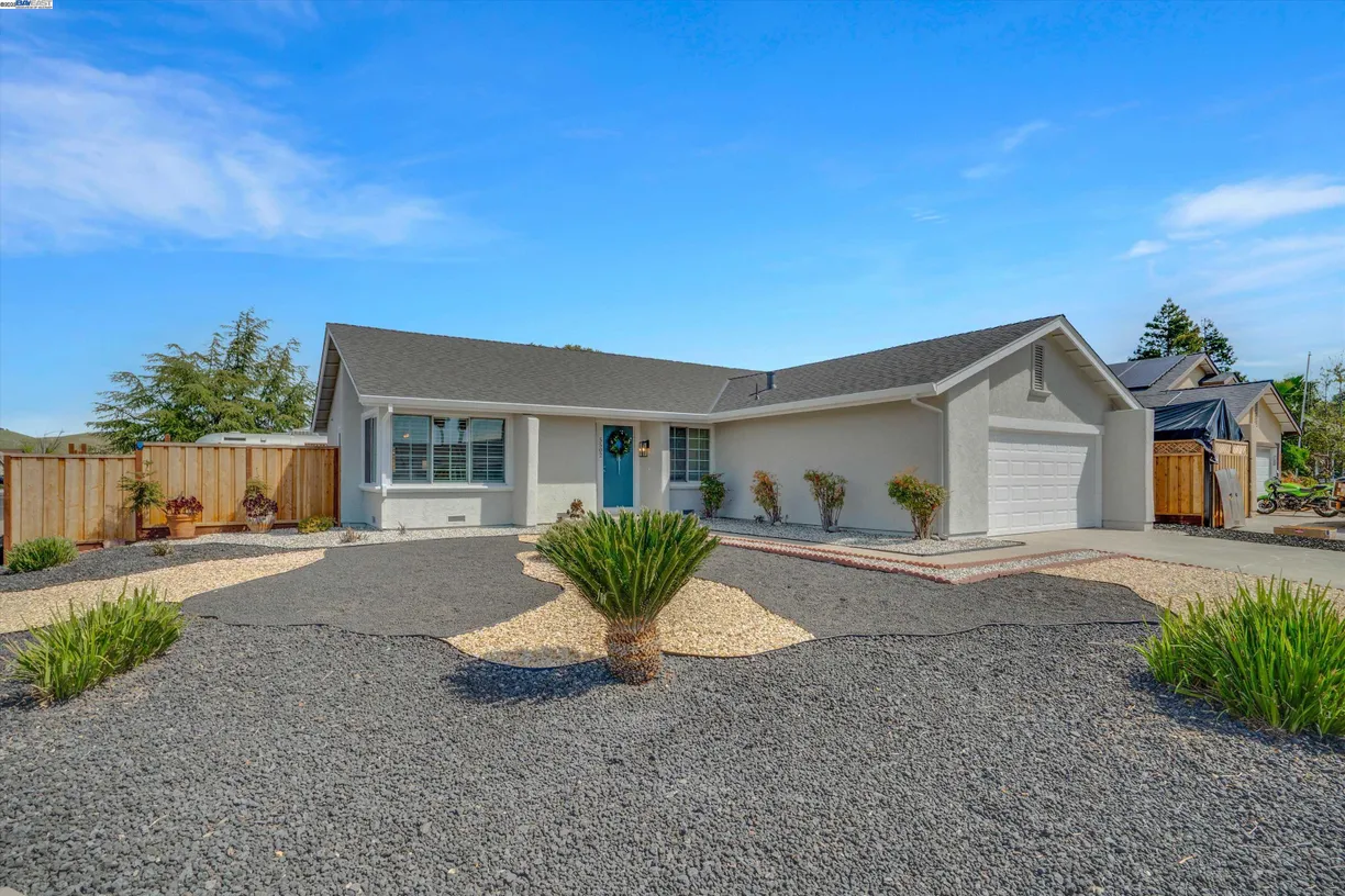 Northern California Real Estate | View 5502 Bridgeport Cir | 4 Beds, 2 Baths
