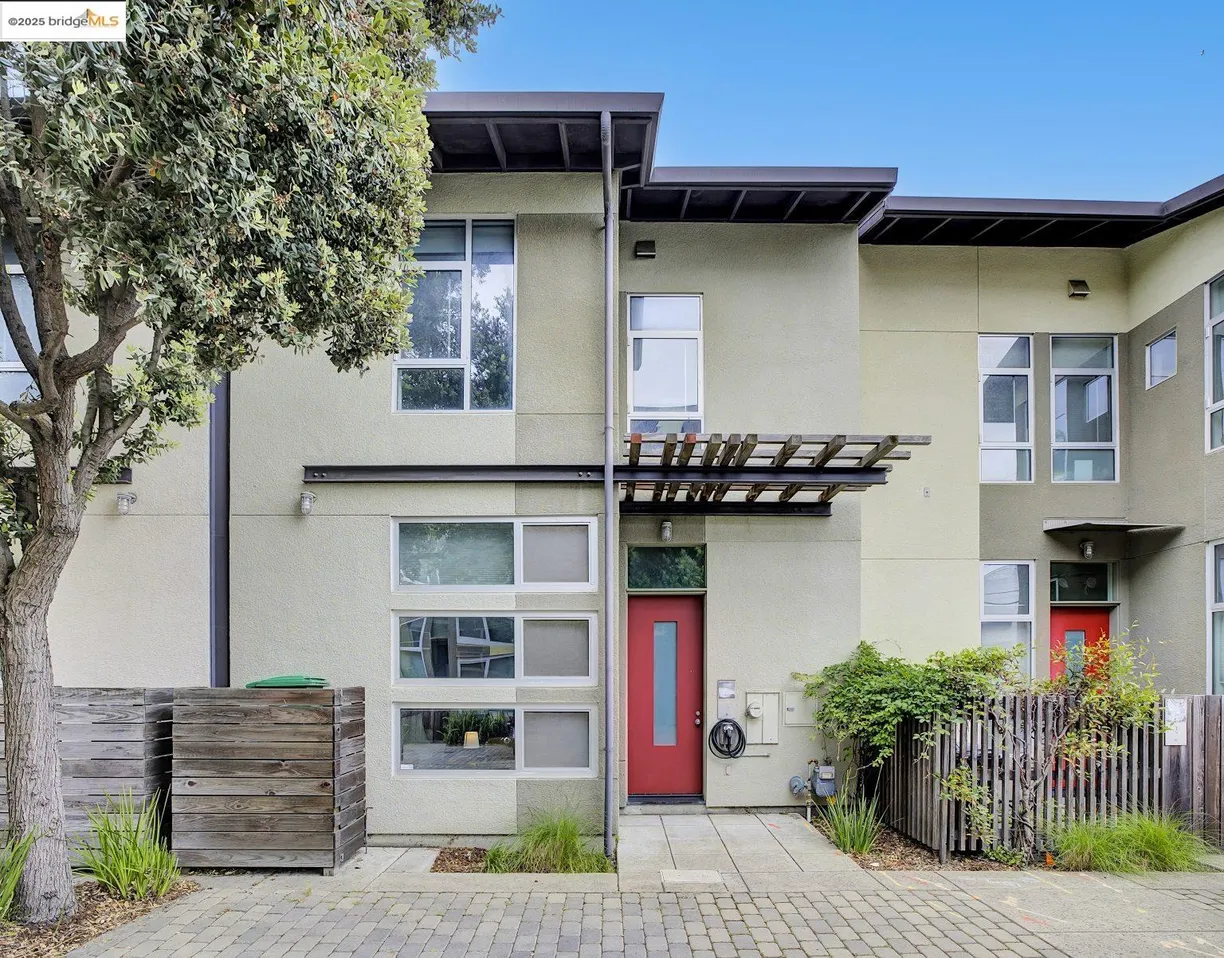 Northern California Real Estate | View 4 Ealing Lane | Listing