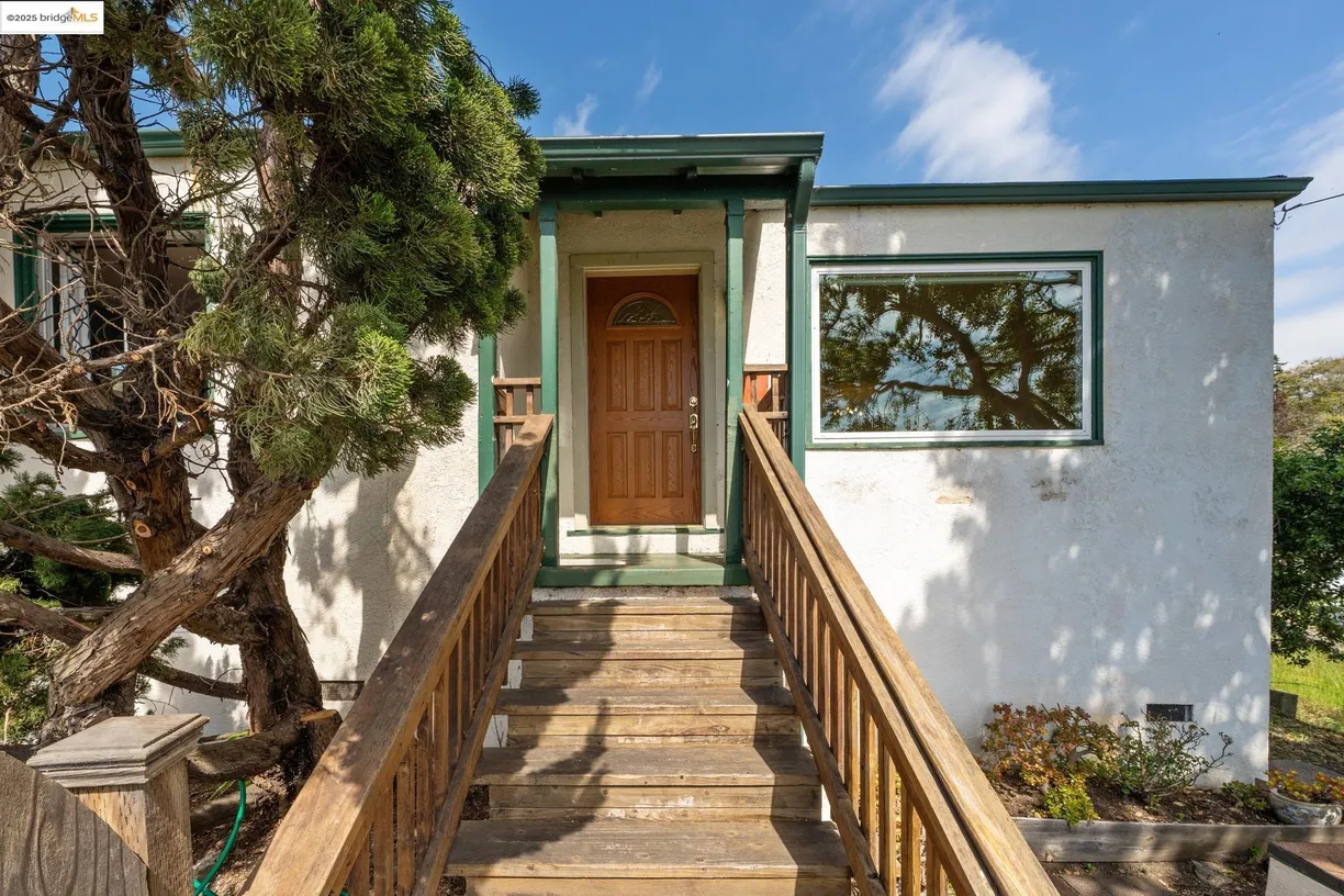 Northern California Real Estate | View 924 Balra Dr | 3 Beds, 2 Baths