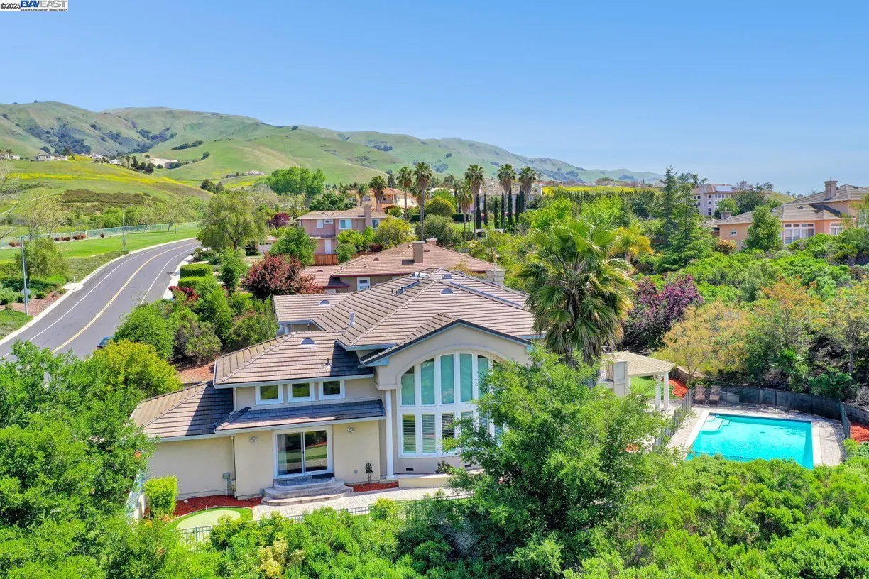 Northern California Real Estate | View 48564 Avalon Heights Ter | Listing