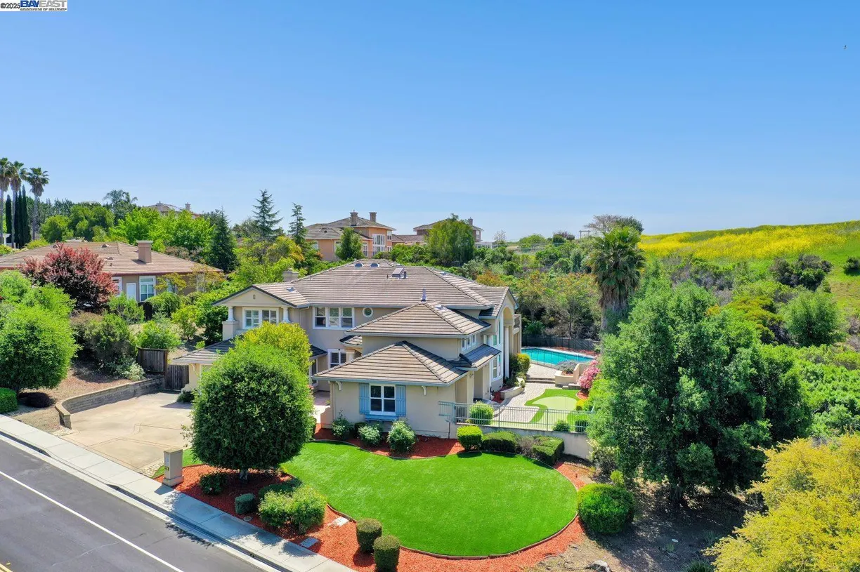Northern California Real Estate | View 48564 Avalon Heights Ter | Listing