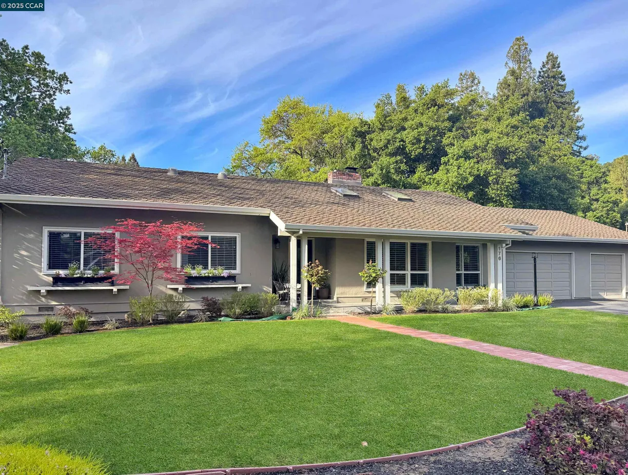 Northern California Real Estate | View 176 La Sonoma Way | 3 Beds, 2 Baths