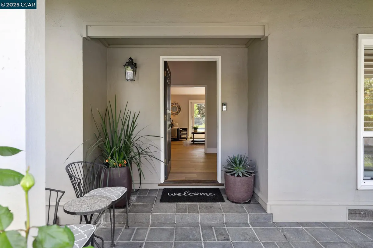 Northern California Real Estate | View 176 La Sonoma Way | Listing