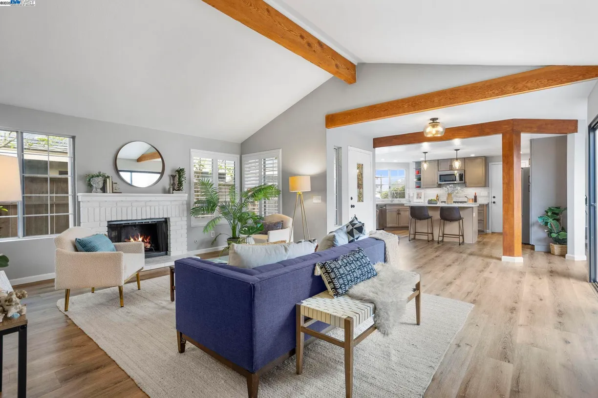 Northern California Real Estate | View 222 Puddingstone Rd | 3 Beds, 2 Baths