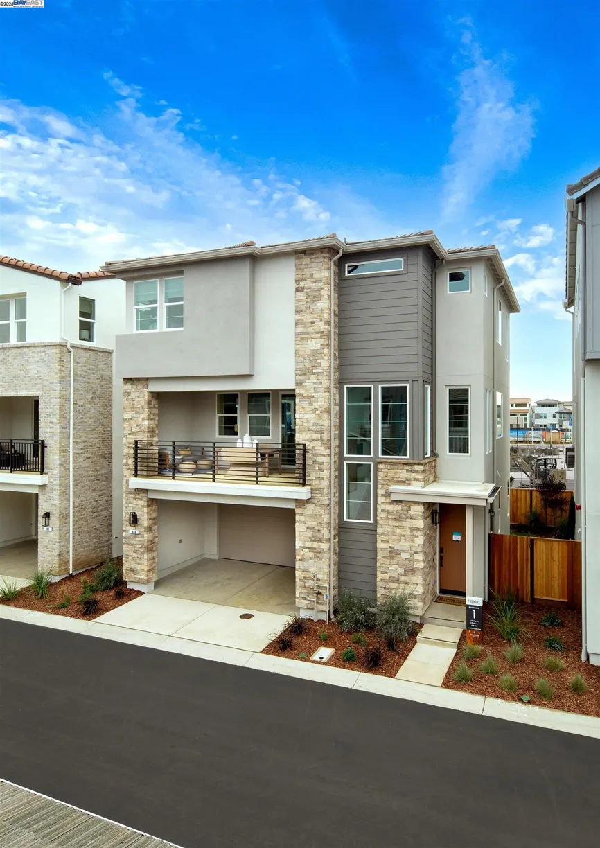 Northern California Real Estate | View 106 Compass Drive | Listing