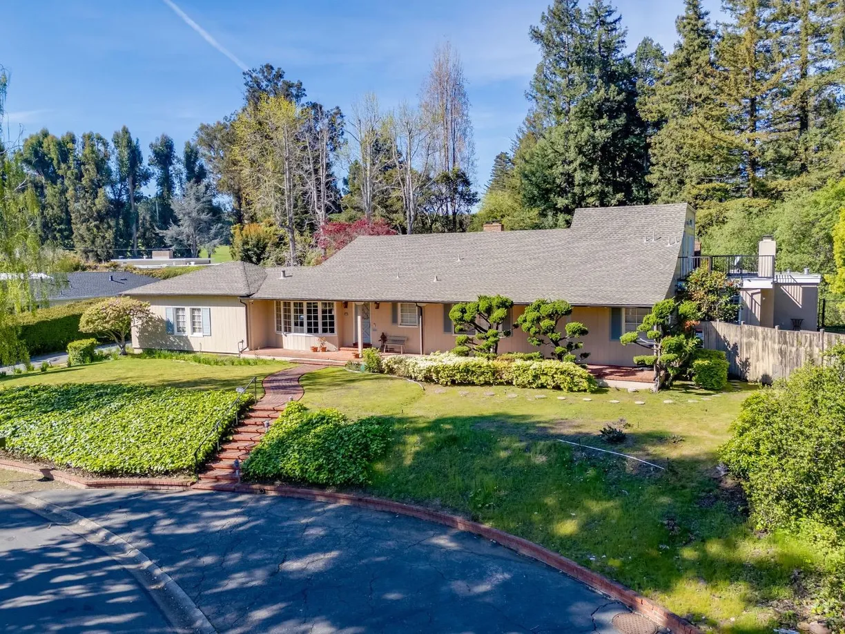 Northern California Real Estate | View 680 Fairway Circle | 3 Beds, 3 Baths