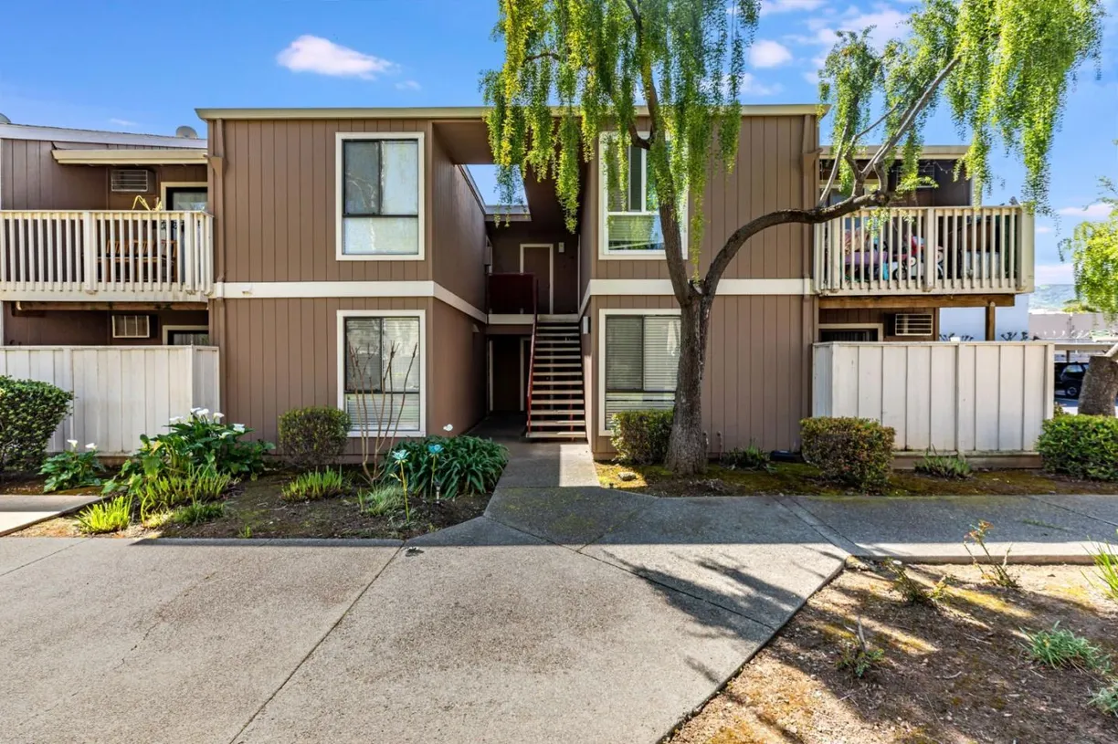 Northern California Real Estate | View 8155 Westwood Drive, 13 | 1 Bed, 1 Bath
