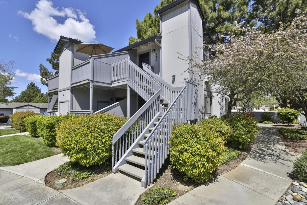 Northern California Real Estate | View 160 Sunwood Meadows Place | 2 Beds, 2 Baths