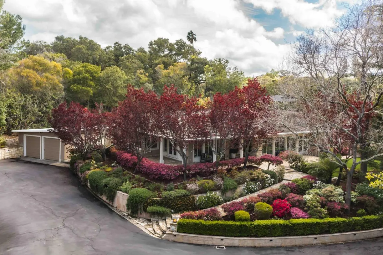 Northern California Real Estate | View 2290 Stockbridge Avenue | 5 Beds, 4 Baths