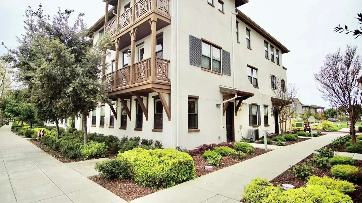 Northern California Real Estate | View 2673 5th Street | 2 Beds, 2 Baths