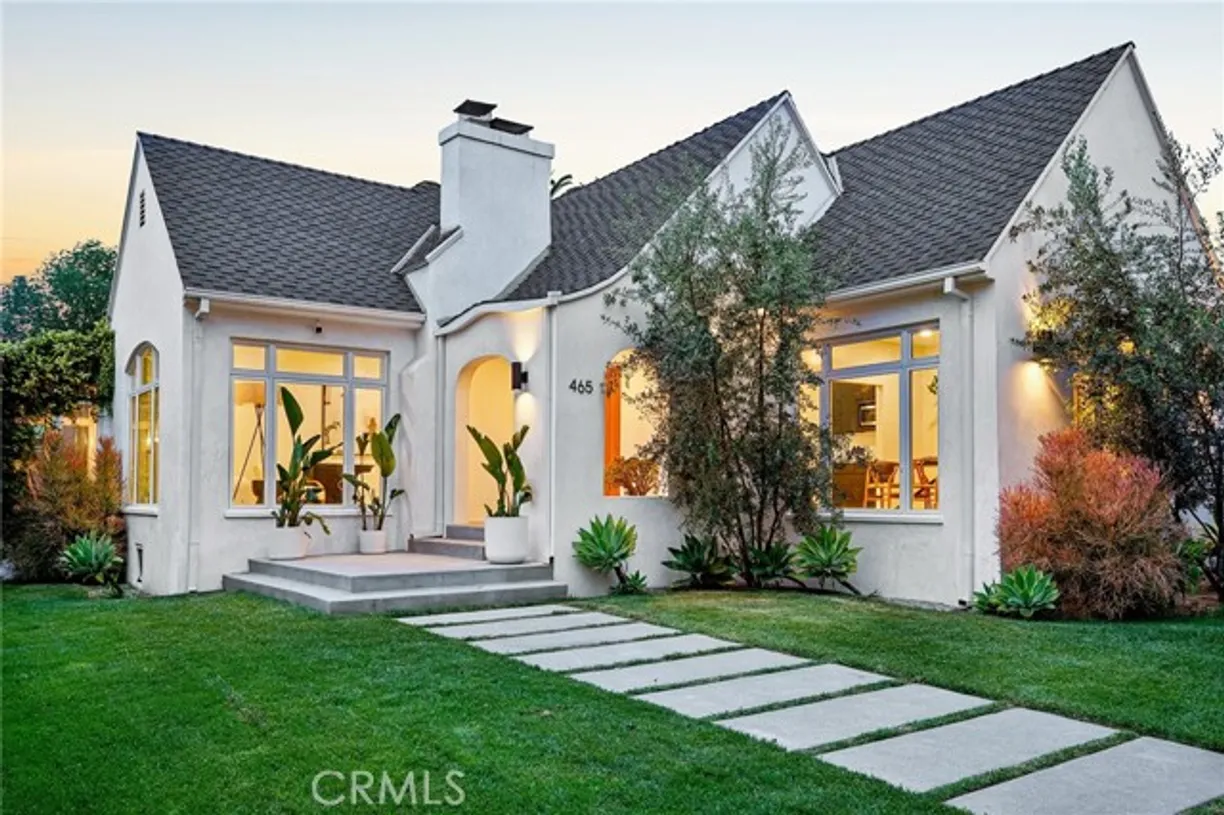 Northern California Real Estate | View 465 Citrus Avenue | 5 Beds, 3 Baths