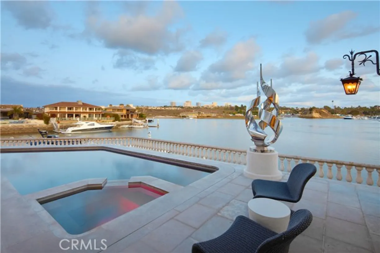 Northern California Real Estate | View 301 Morning Star Lane | 5 Beds, 6 Baths